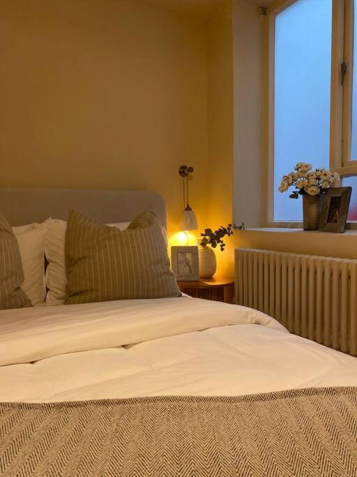 Cosy Home Away From Home. Hove Esterno foto